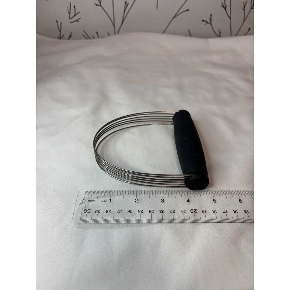 Grand Gourmet Pastry Blender Stainless Steel Black Handle